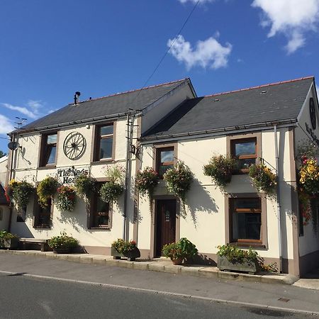 The Nags Head Tredegar Bed & Breakfast Nant-y-bwch Dış mekan fotoğraf