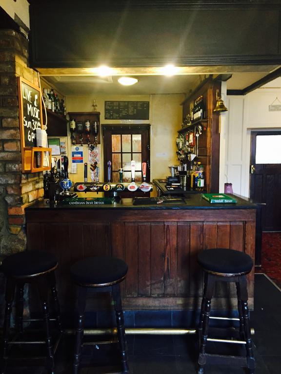The Nags Head Tredegar Bed & Breakfast Nant-y-bwch Dış mekan fotoğraf